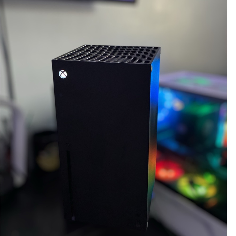 Xbox Series X Console - Black 1 terabyte with disc